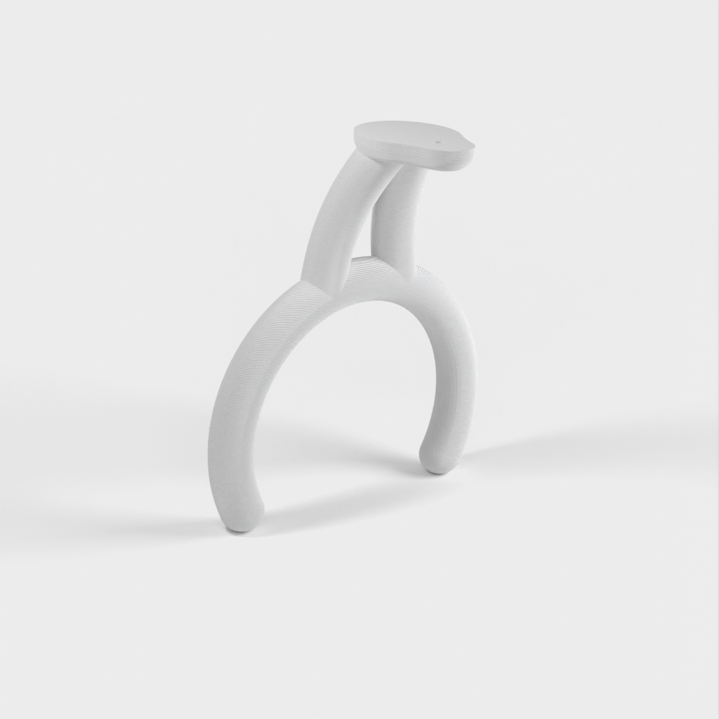 Wall hanger for basketball size 6 and smaller