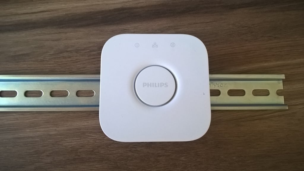 DIN rail bracket for Philips Hue Bridge