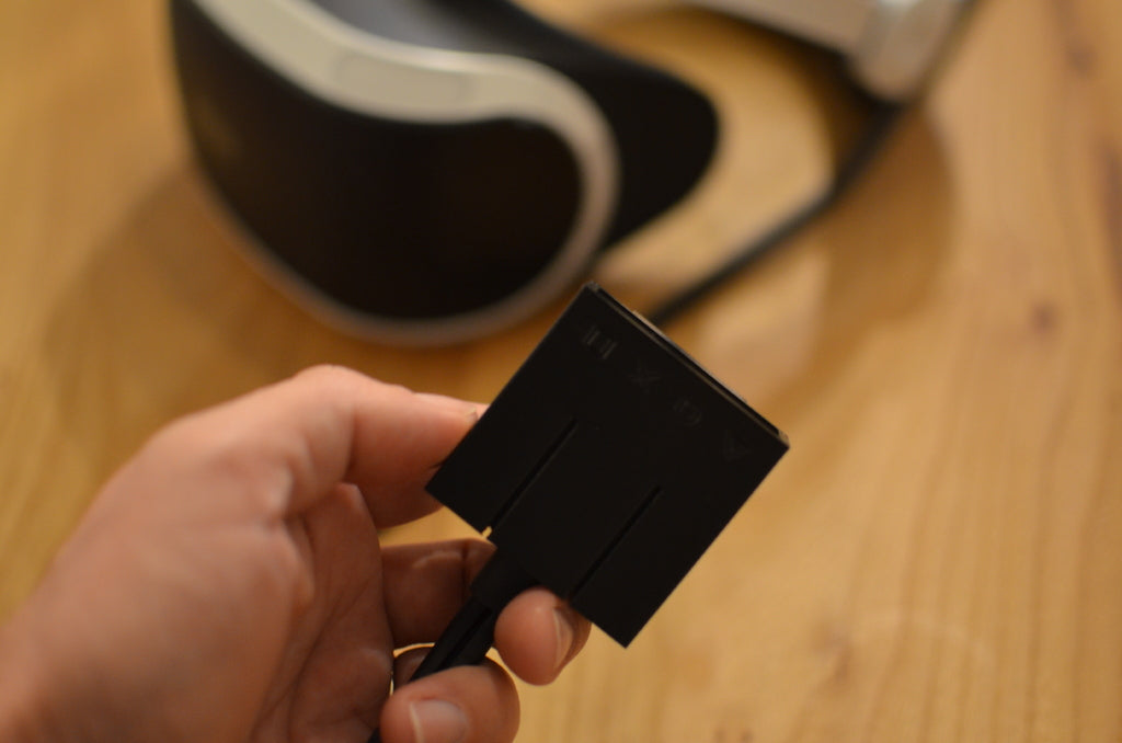 Belt clip for Playstation VR cable