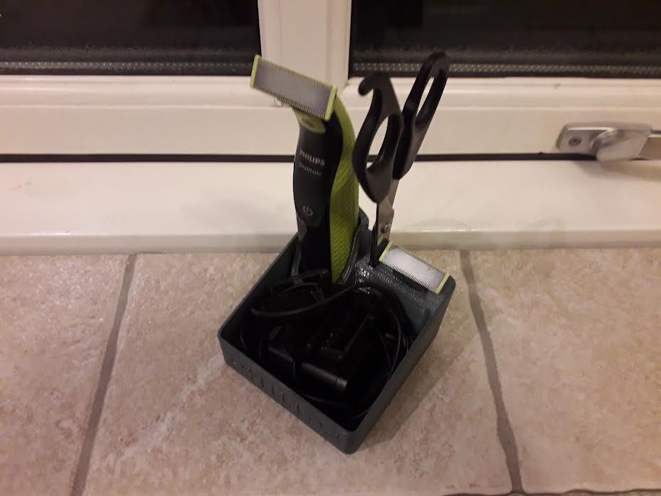 Philips OneBlade Stand – Elegant and Practical Storage