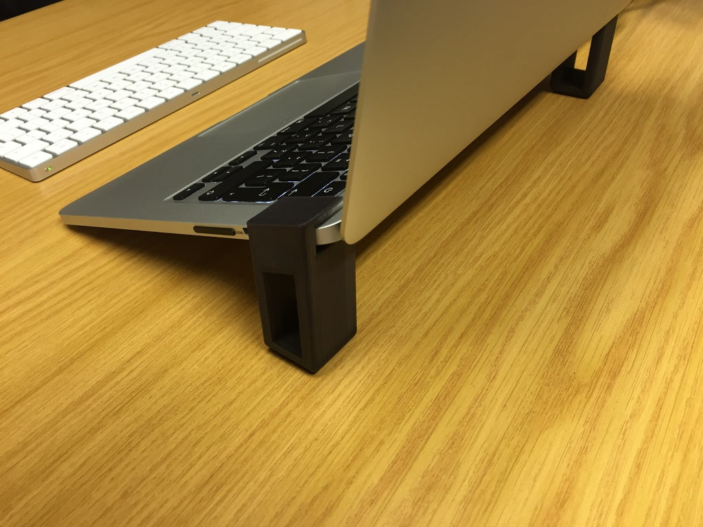 MacBook Pro Retina 13" Laptop Stand