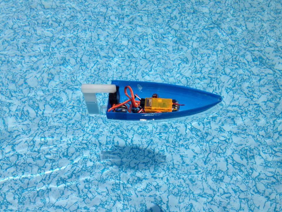 Simple RC Boat