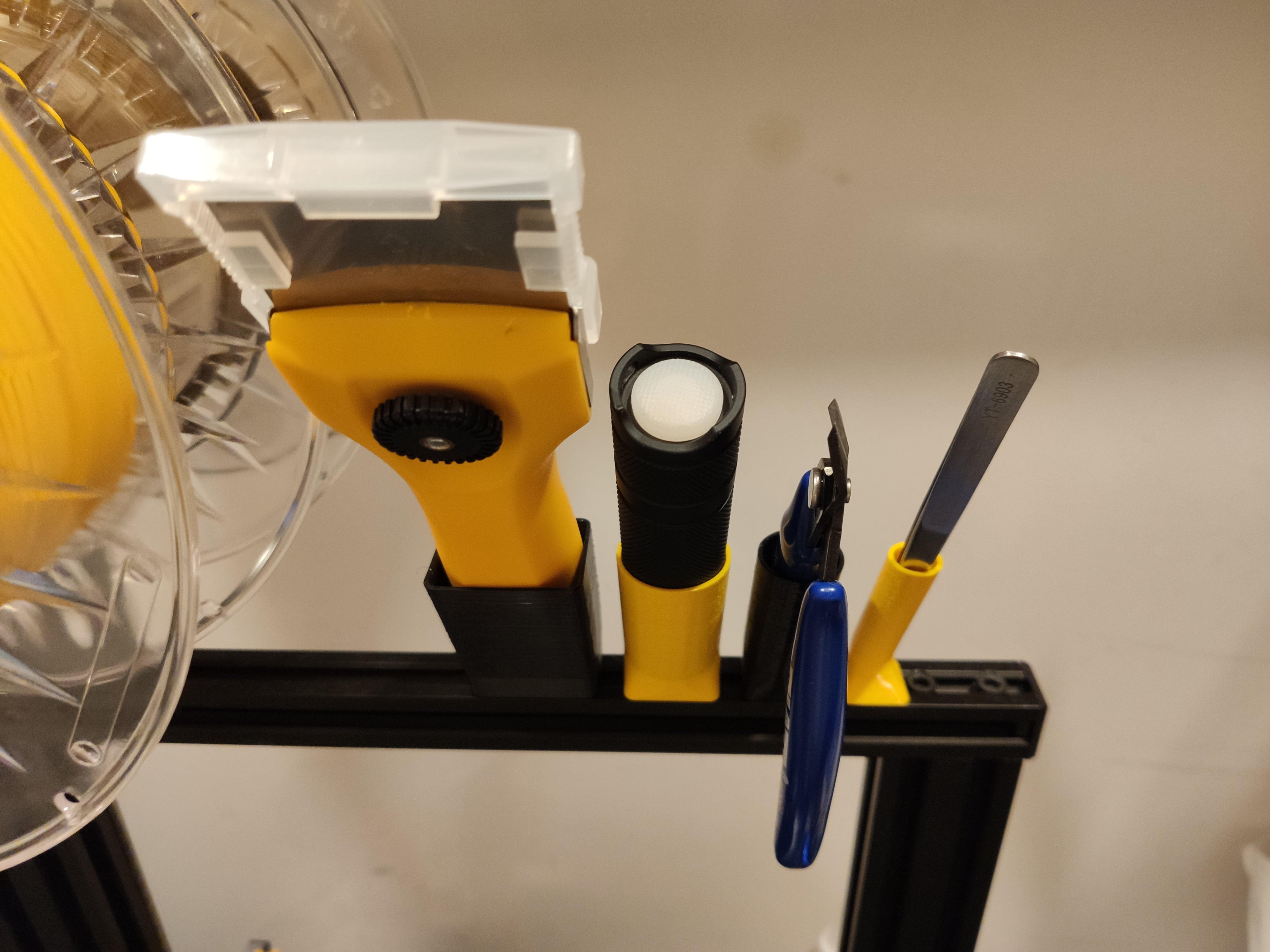 Tool holders for 2020 Extrusion – For OLFA T-45, Convoy S2+, Pliers and Tweezers