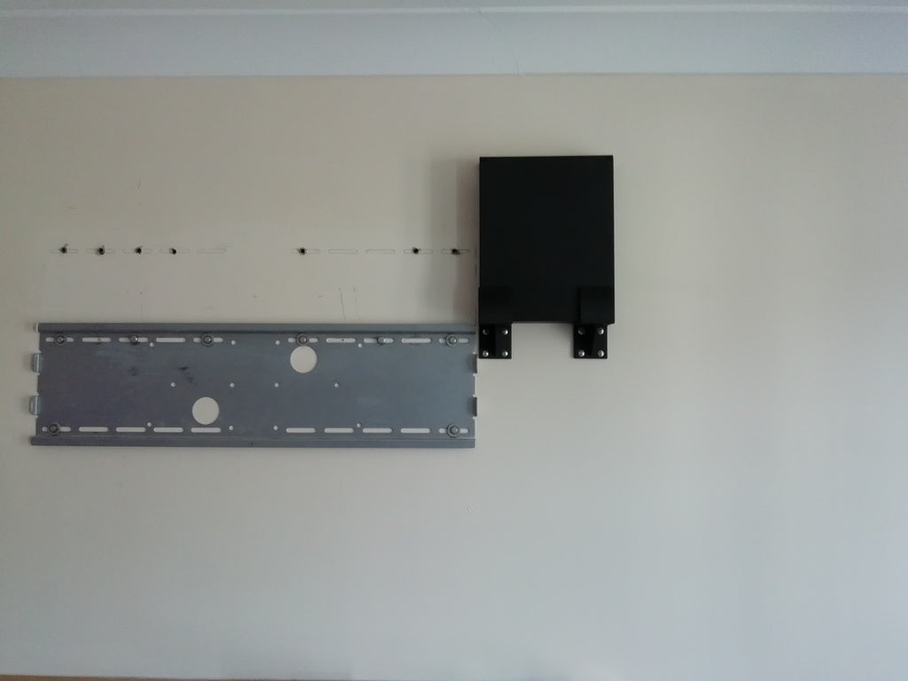 XBox One X - Wall mounting bracket