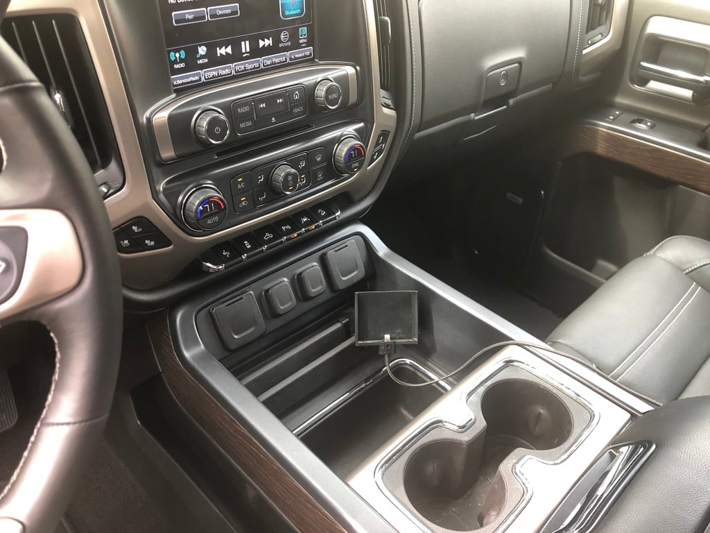 iPhone Holder for GMC Sierra/Chevrolet Silverado (2014-2018) with Centre Console