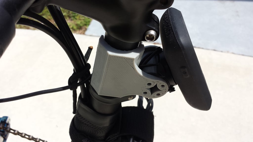 Vertical Bicycle Mount for GPS and Light