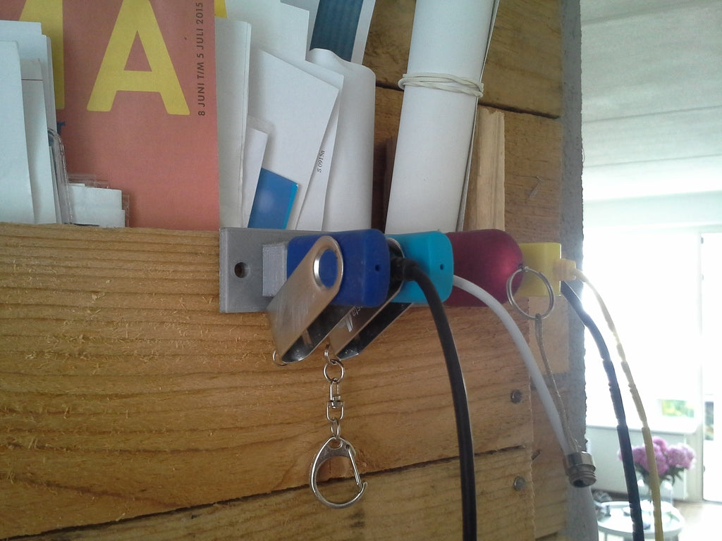 Simple USB cable holders - 9 pcs.