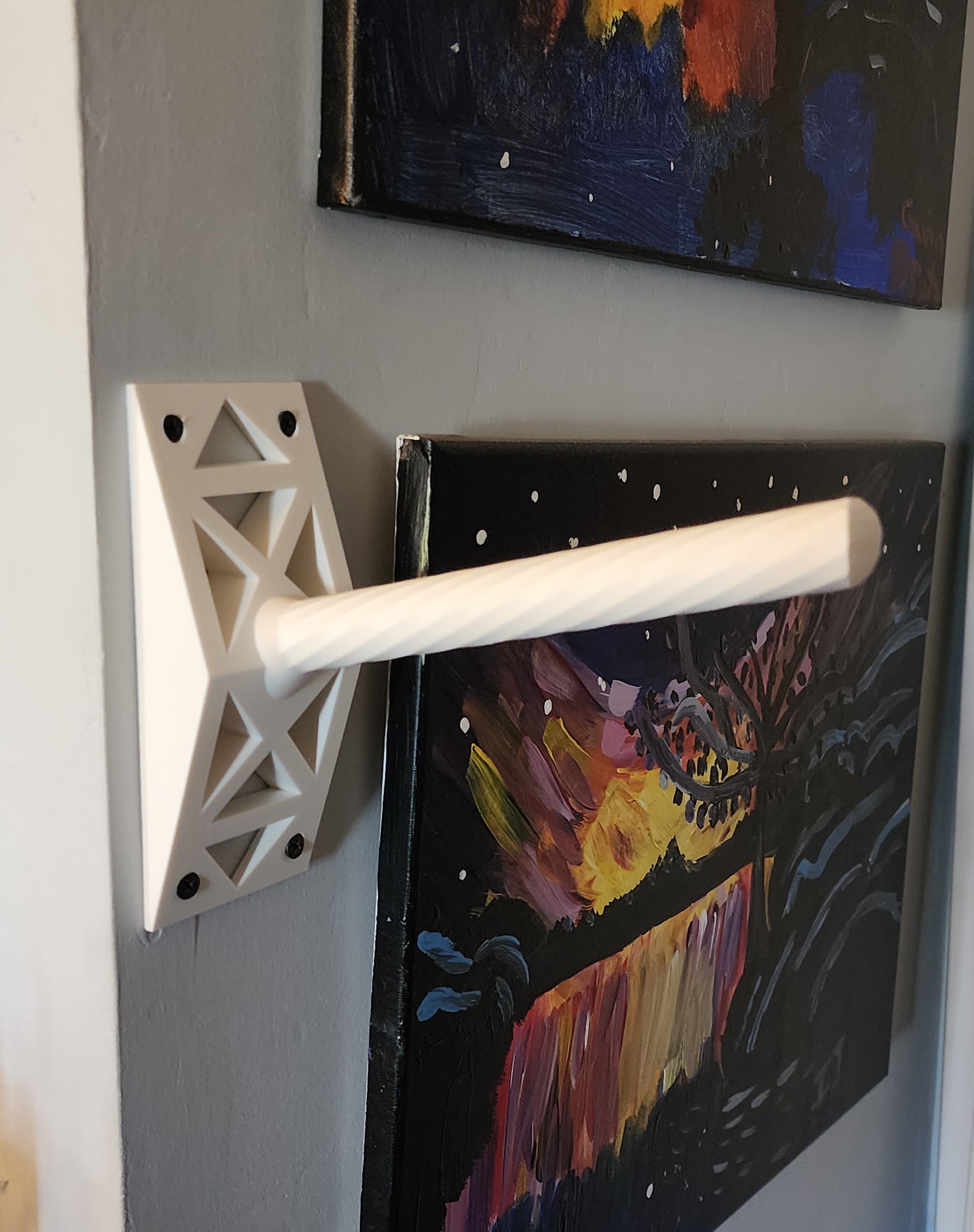 Wall-mounted Paper Towel and Multi-Holder – Robust Design