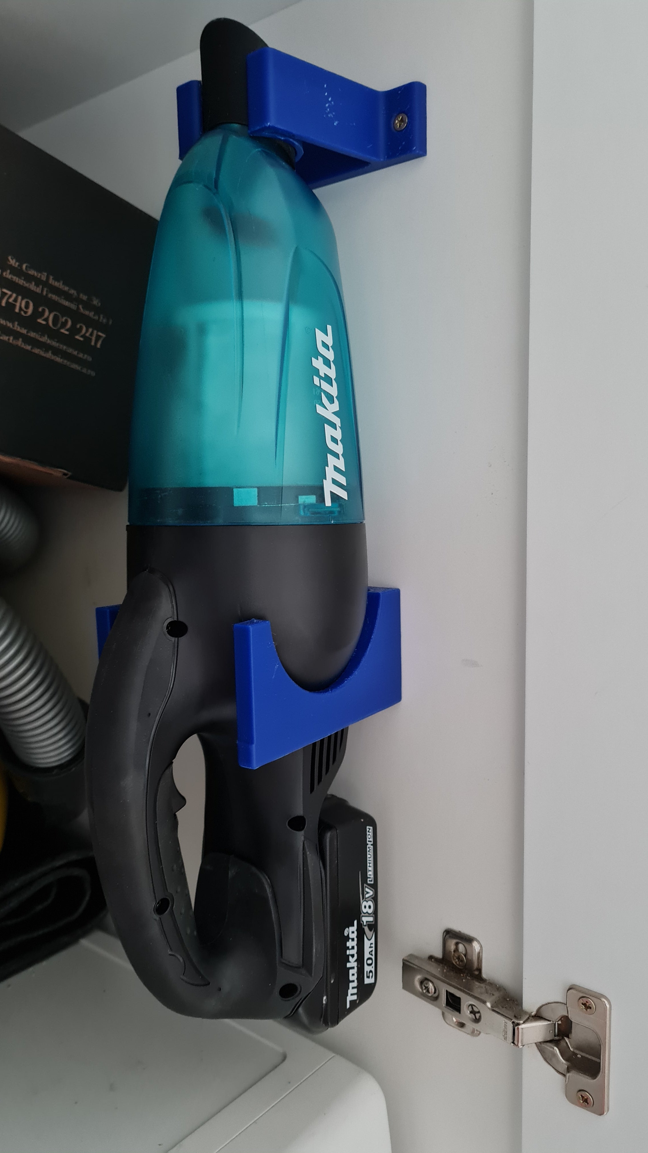 Makita DCL180 Wall Mount for Small Vacuum Cleaner