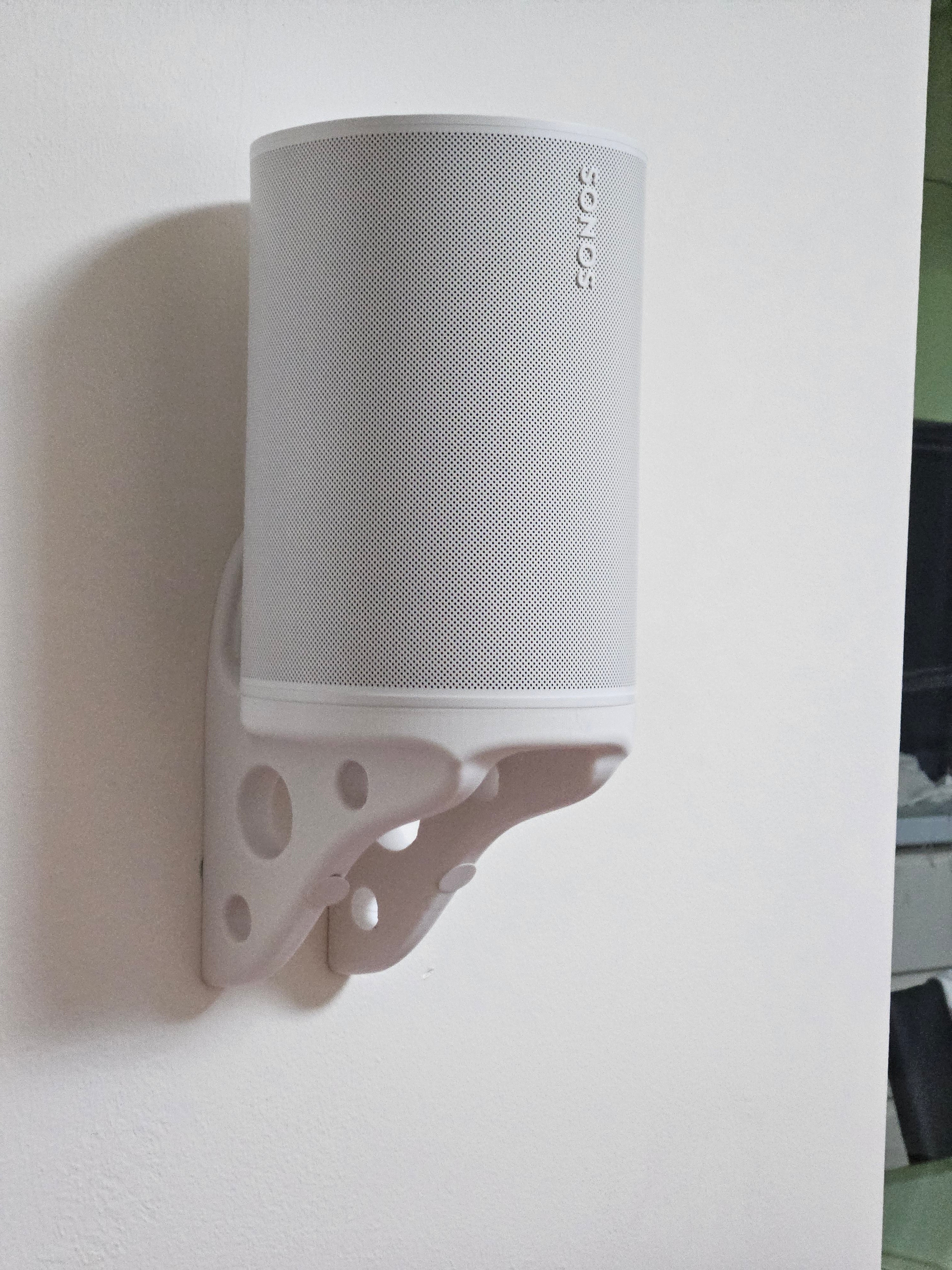 Wall mount for Sonos Era 100 speaker