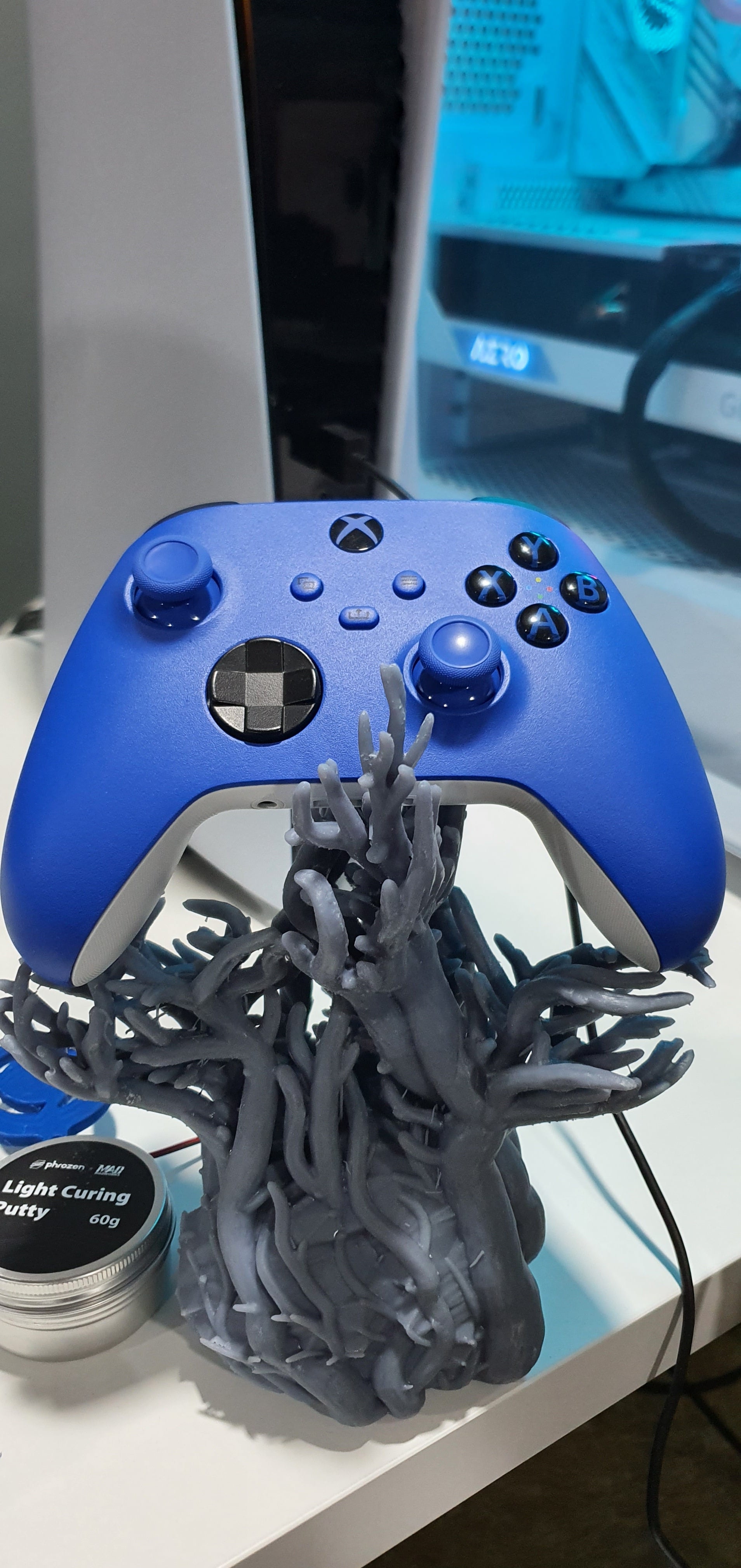 Xbox Controller Stand - Stylish and Practical Storage