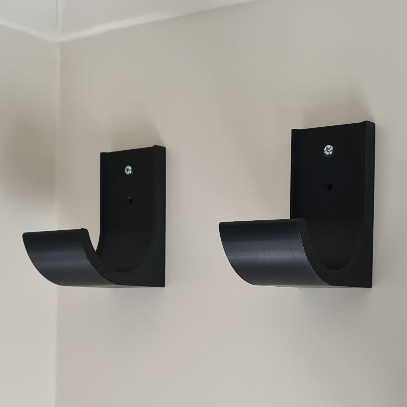 Wall mount for Lego Cars in 1:8 Scale