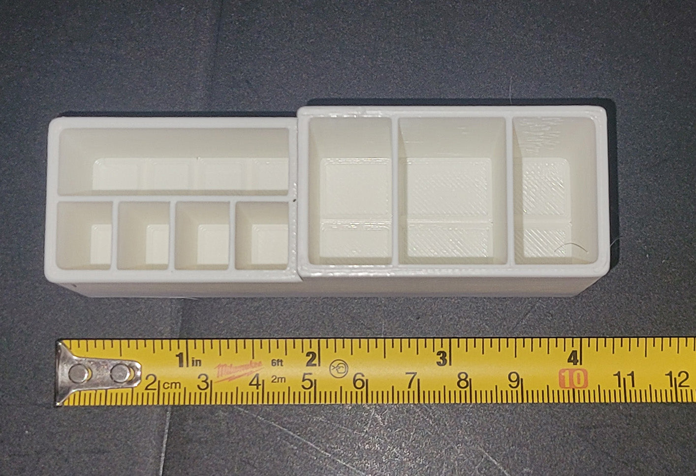 Practical Organiser for Dental Floss and Toothpicks