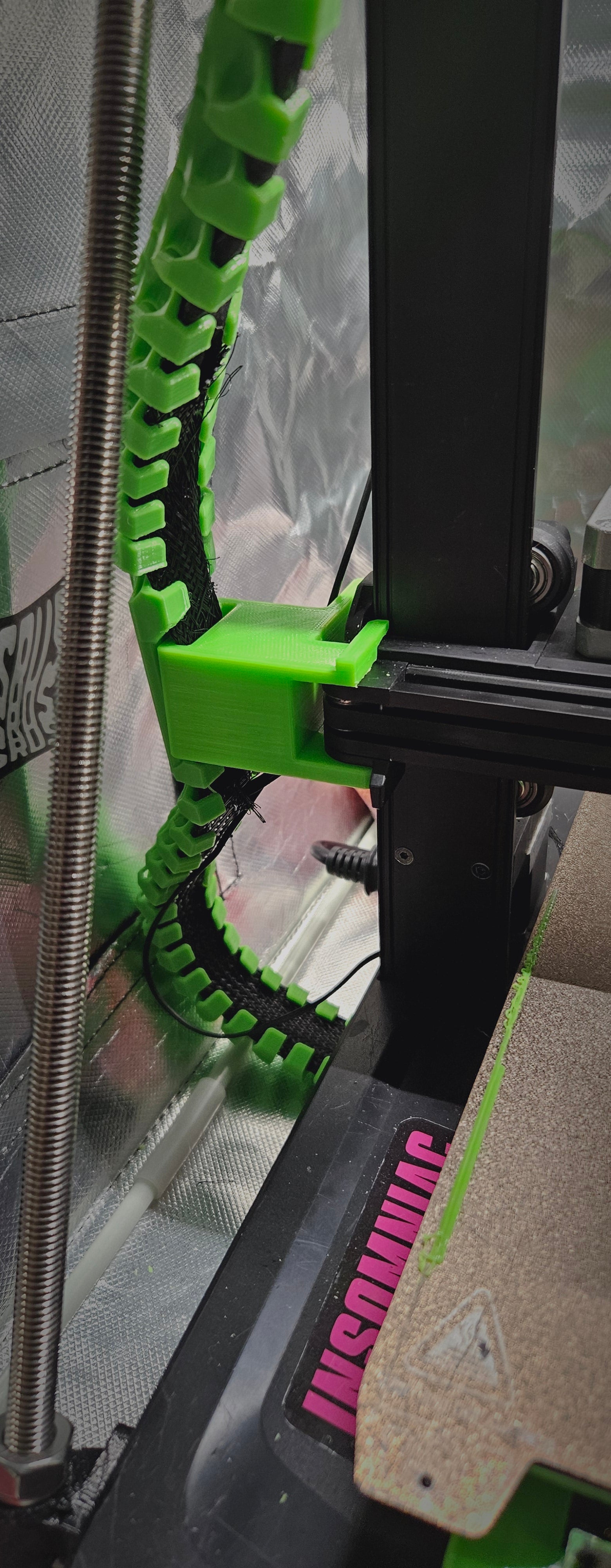 Side cable holder for Ender 3 v3 SE