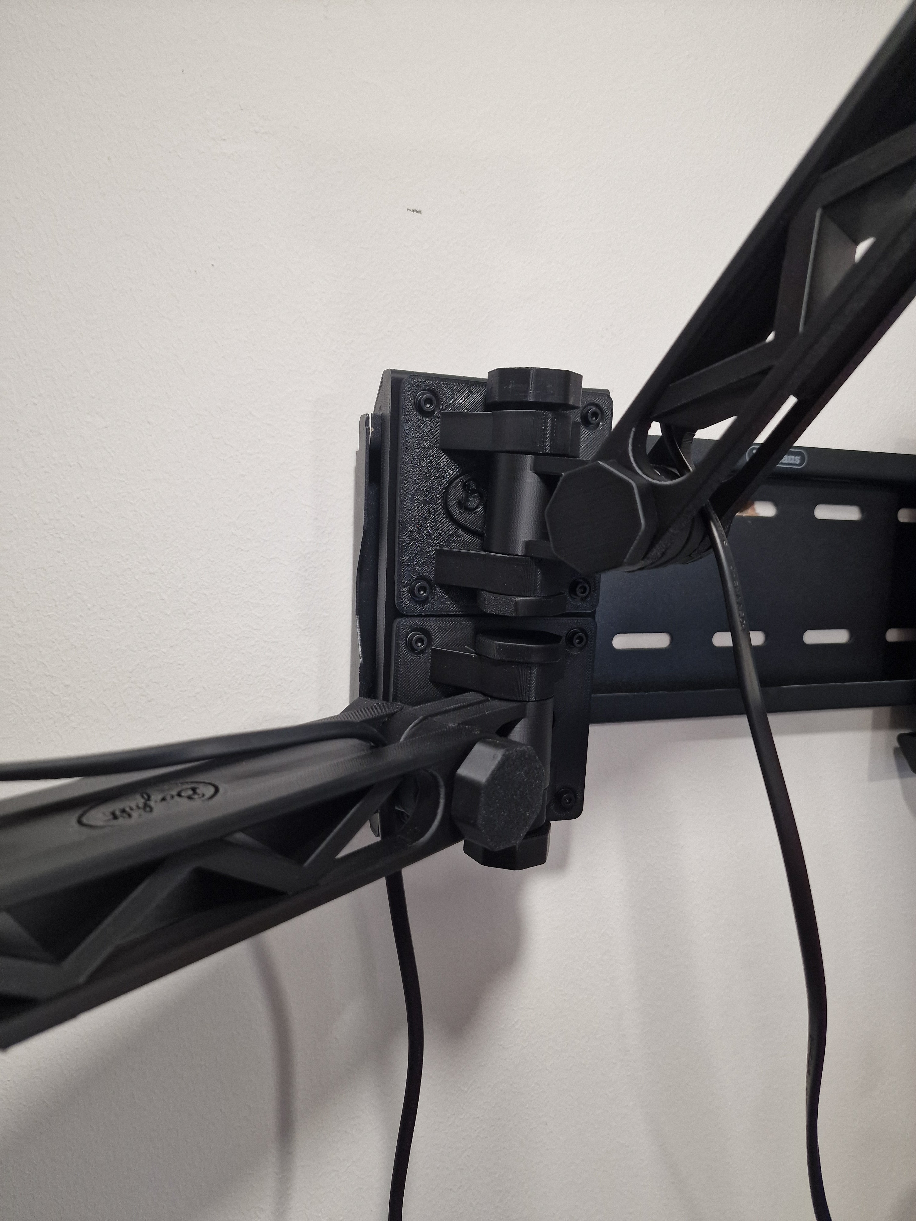 Adjustable Wall Mount with Arm for LED Lights and TVs