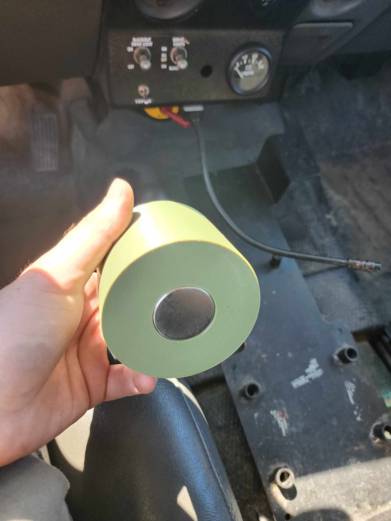 Magnetic Mug Holder for Vehicles