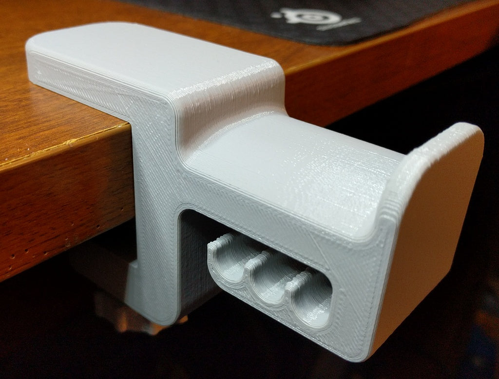 Desk Mounted Headphone Holder - Robust and Space Saving