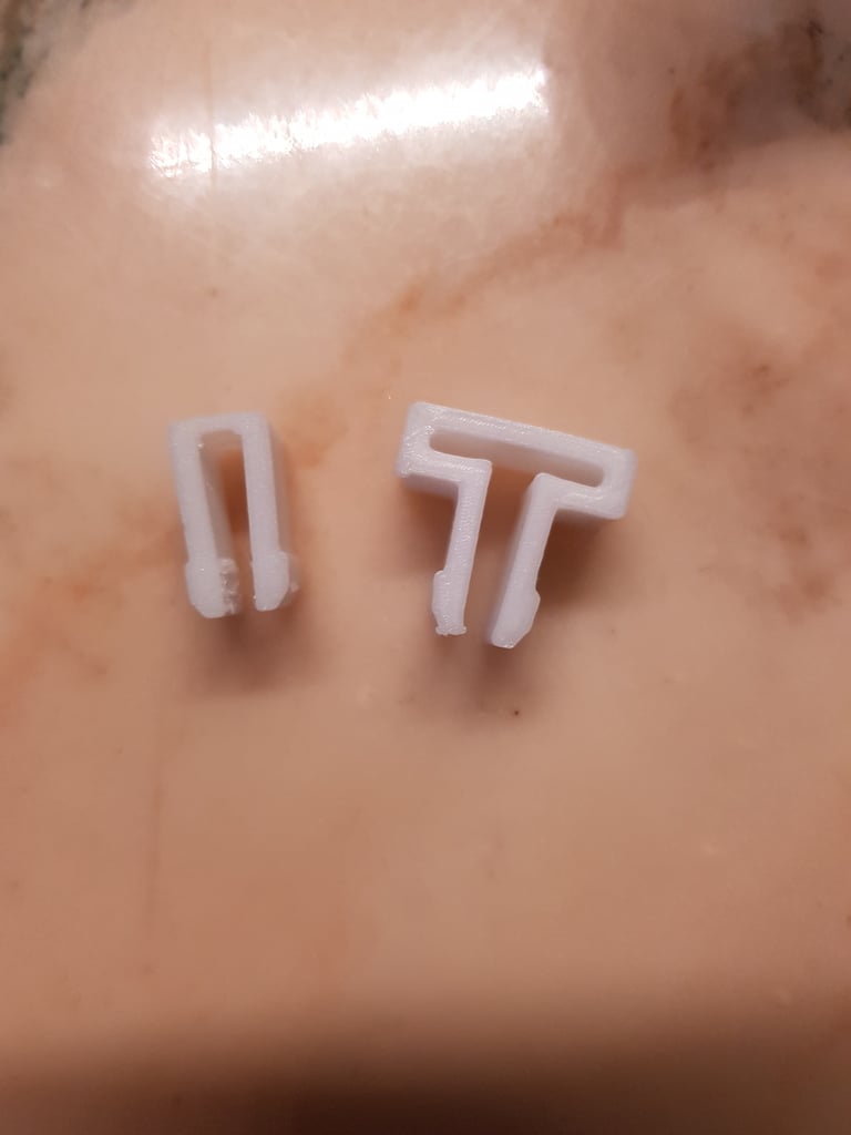 Ends 3 Cable clips