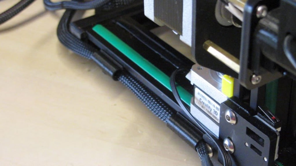Cable management clip for V-profile extrusion (CR-10)