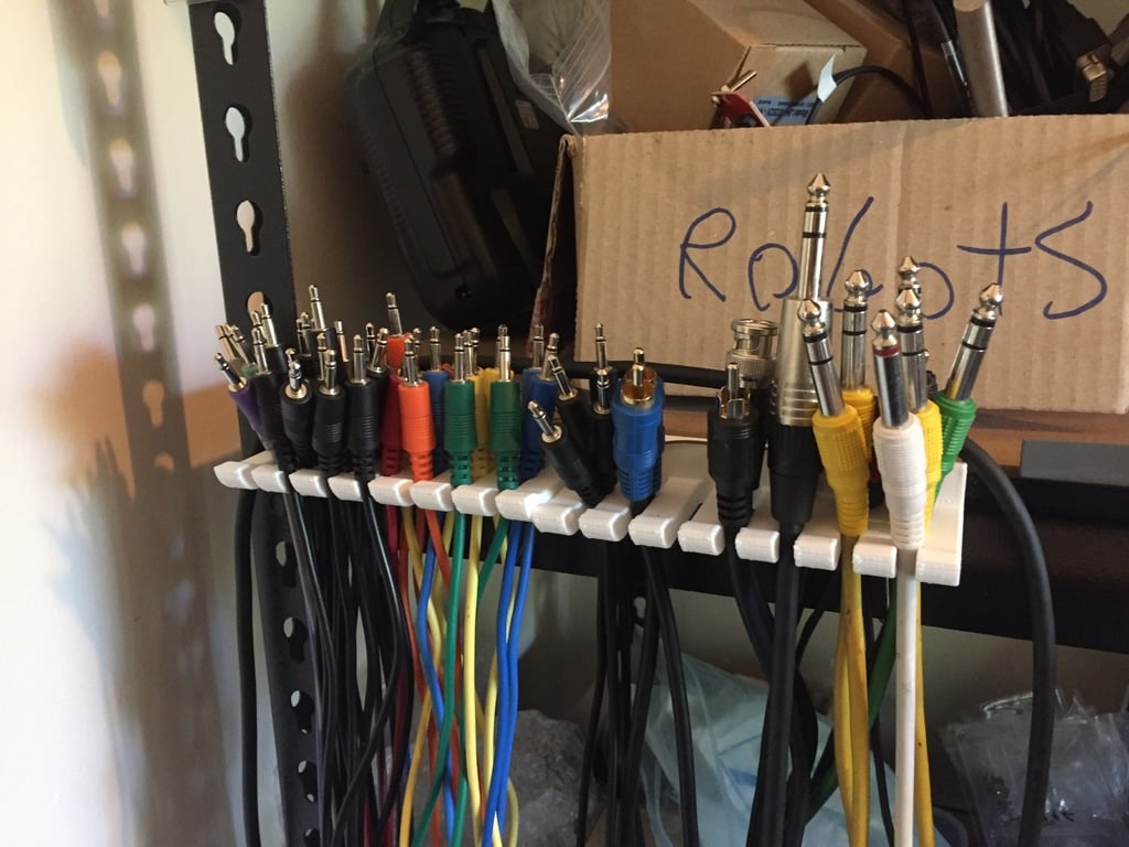 Eurorack Cable hanger