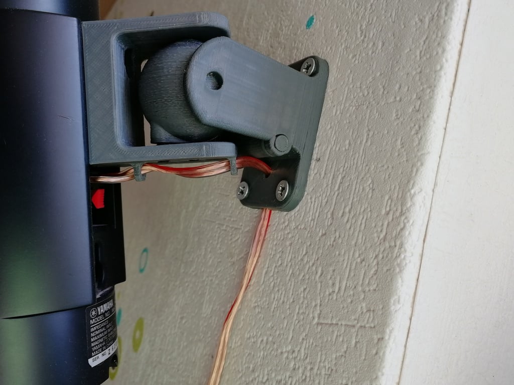 Wall Mount for Speakers - Universal and Robust (Max 4 kg)