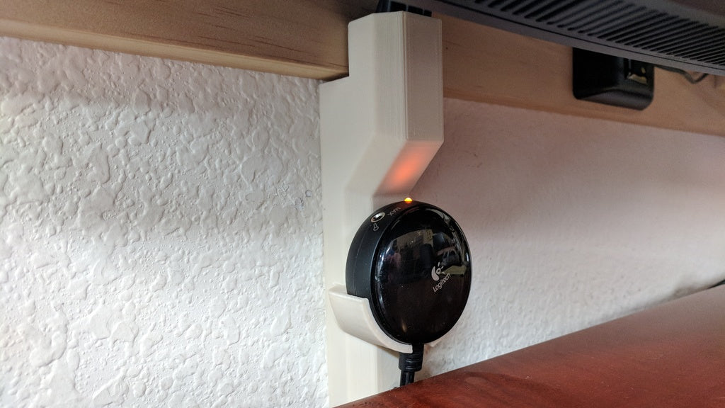Computer cable Chase for desktop and Logitech speaker control