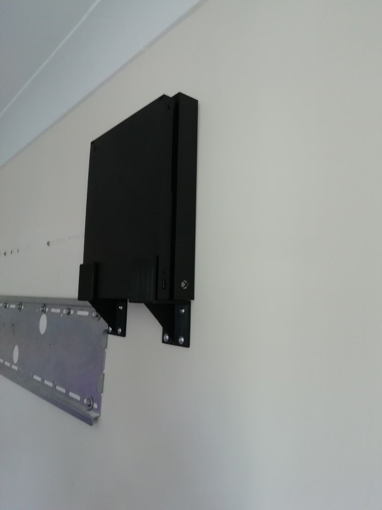XBox One X - Wall mounting bracket