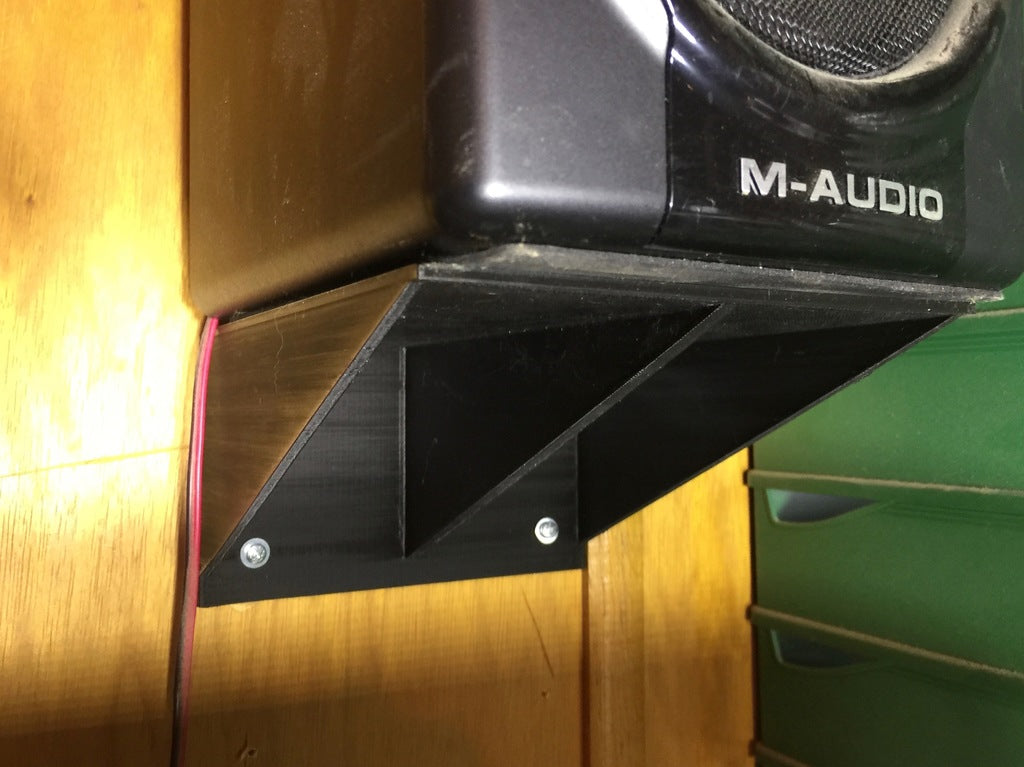 Wall mounting bracket for M-Audio AV-40 speakers