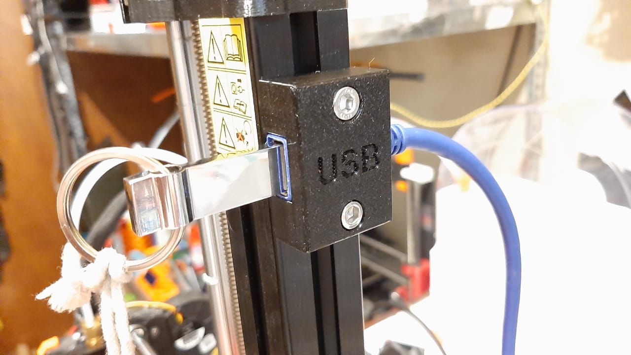 USB Cable Holder for Original Prusa Mini 3030 Extrusion