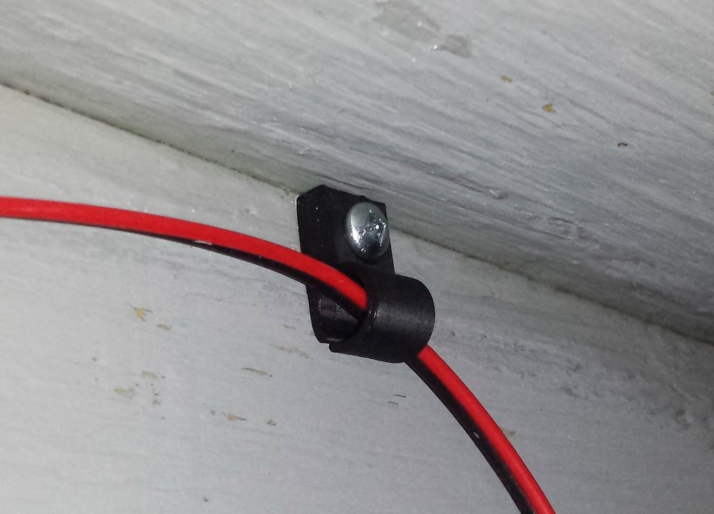 Universal Cable Clip for Cable Organisation
