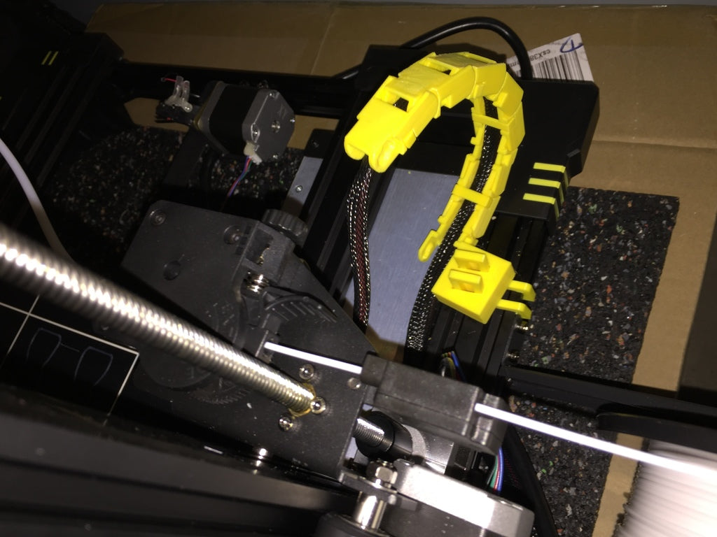 Anycubic Chiron print bed cable chain remix clip-on