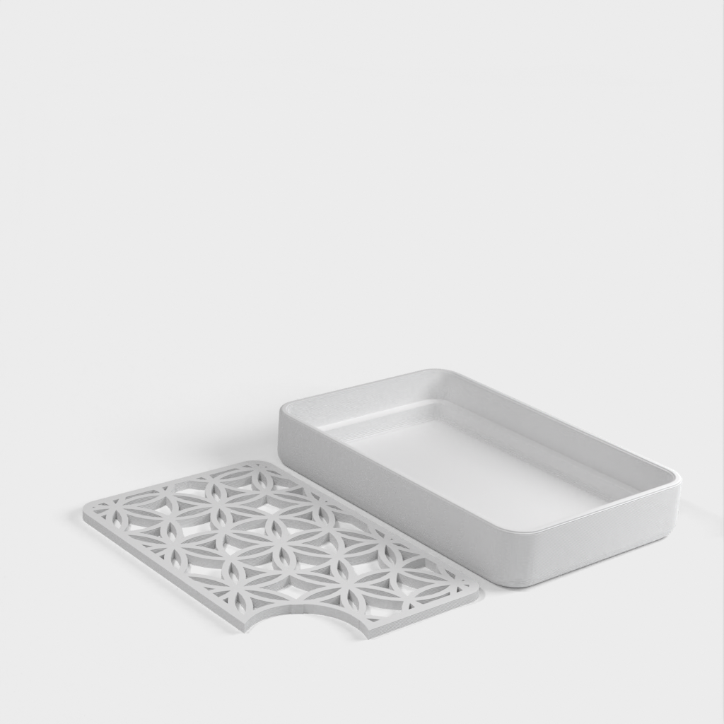 Corner-cut soap dish with easy water drainage