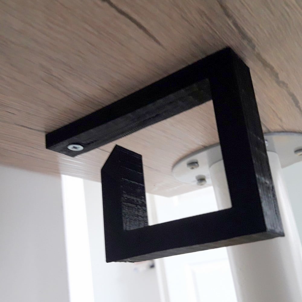 Flexible Cable Holder and Support for Effective Cable Management