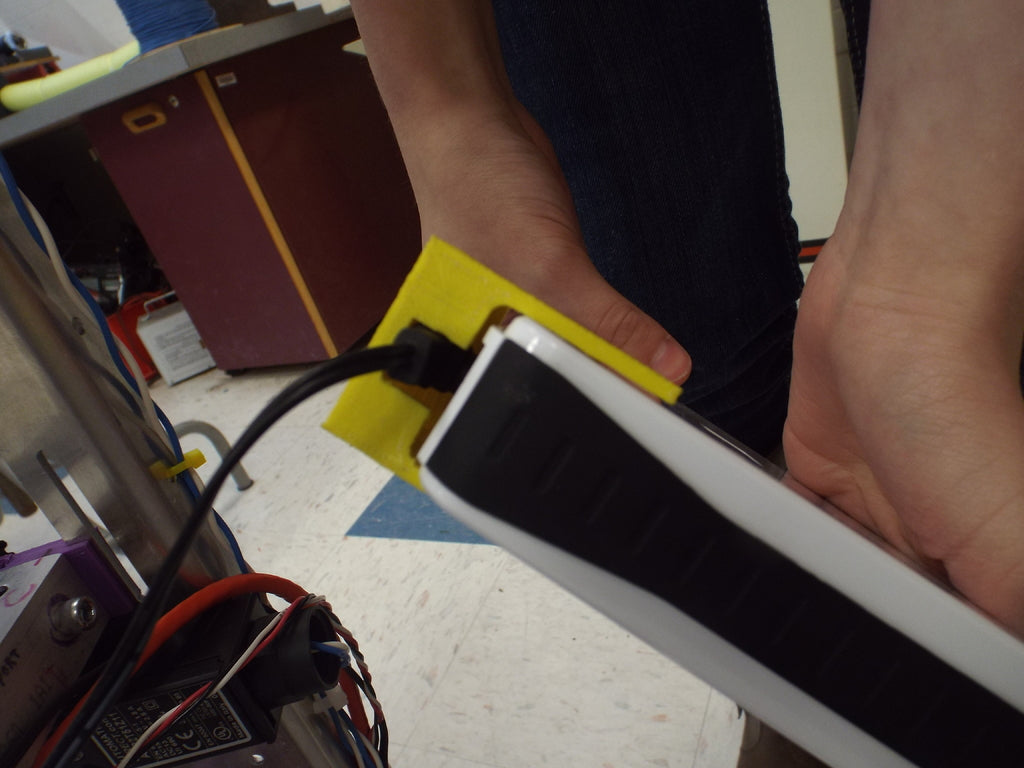 D-link power cable bracket