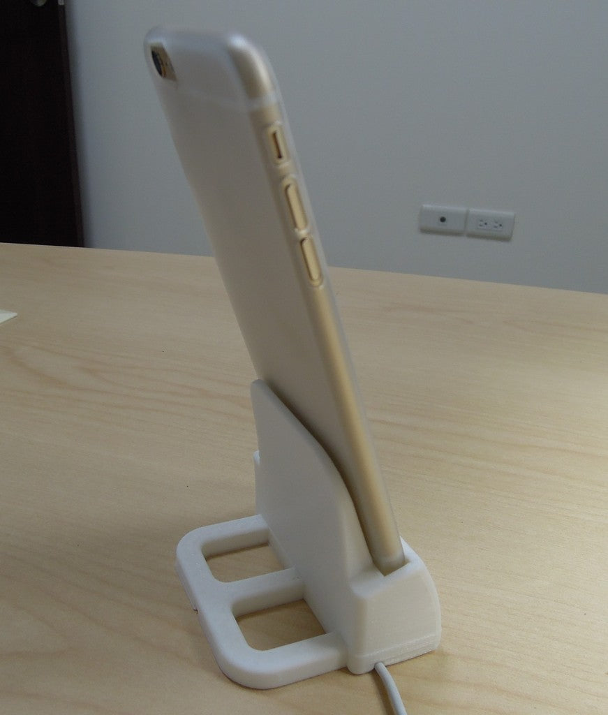 iPhone6 and 6 Plus charging dock with speaker horn and adjustable cable routing