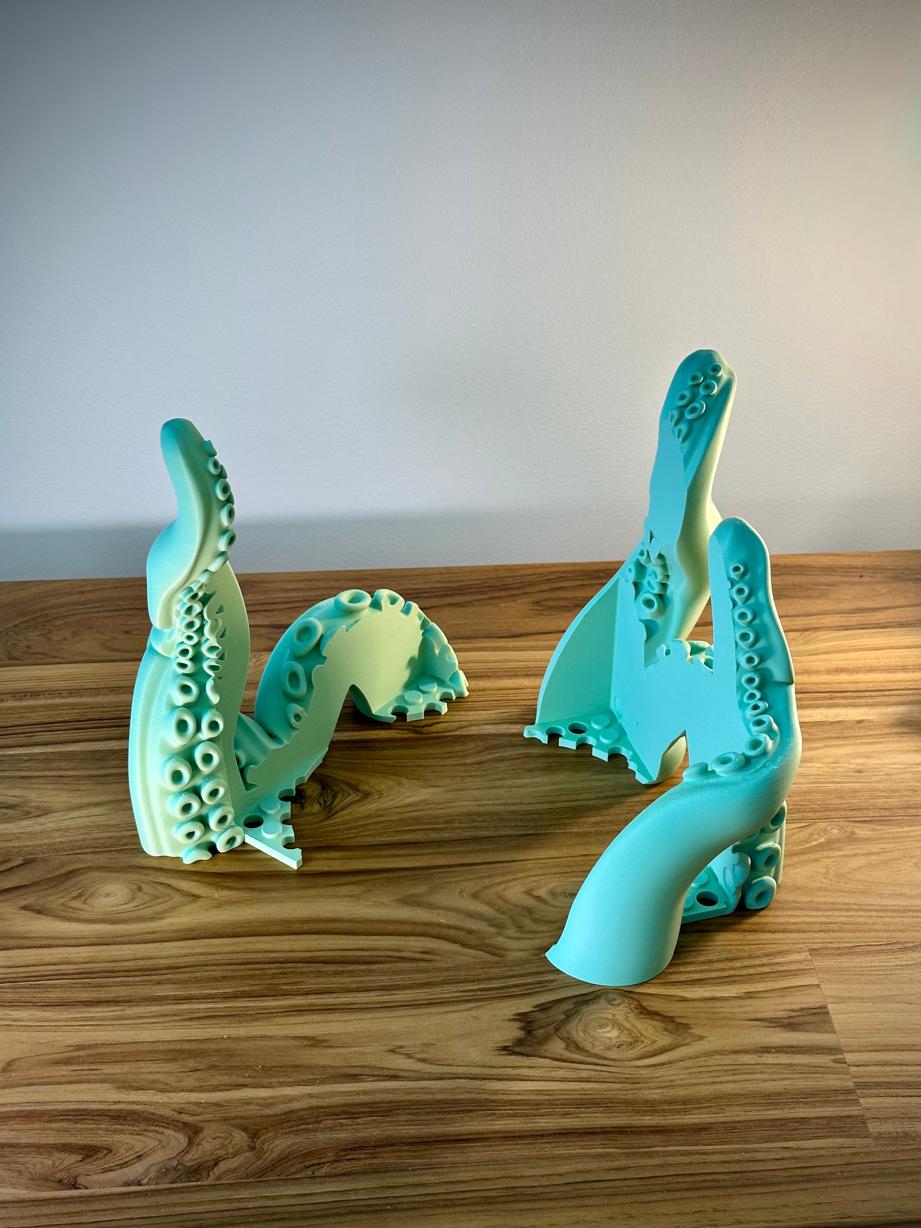 Unique Tentacle Dock for Xbox Series X Console