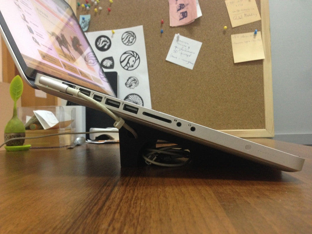 Ergonomic Stand for Apple MacBook Pro 15" (2008-2011)