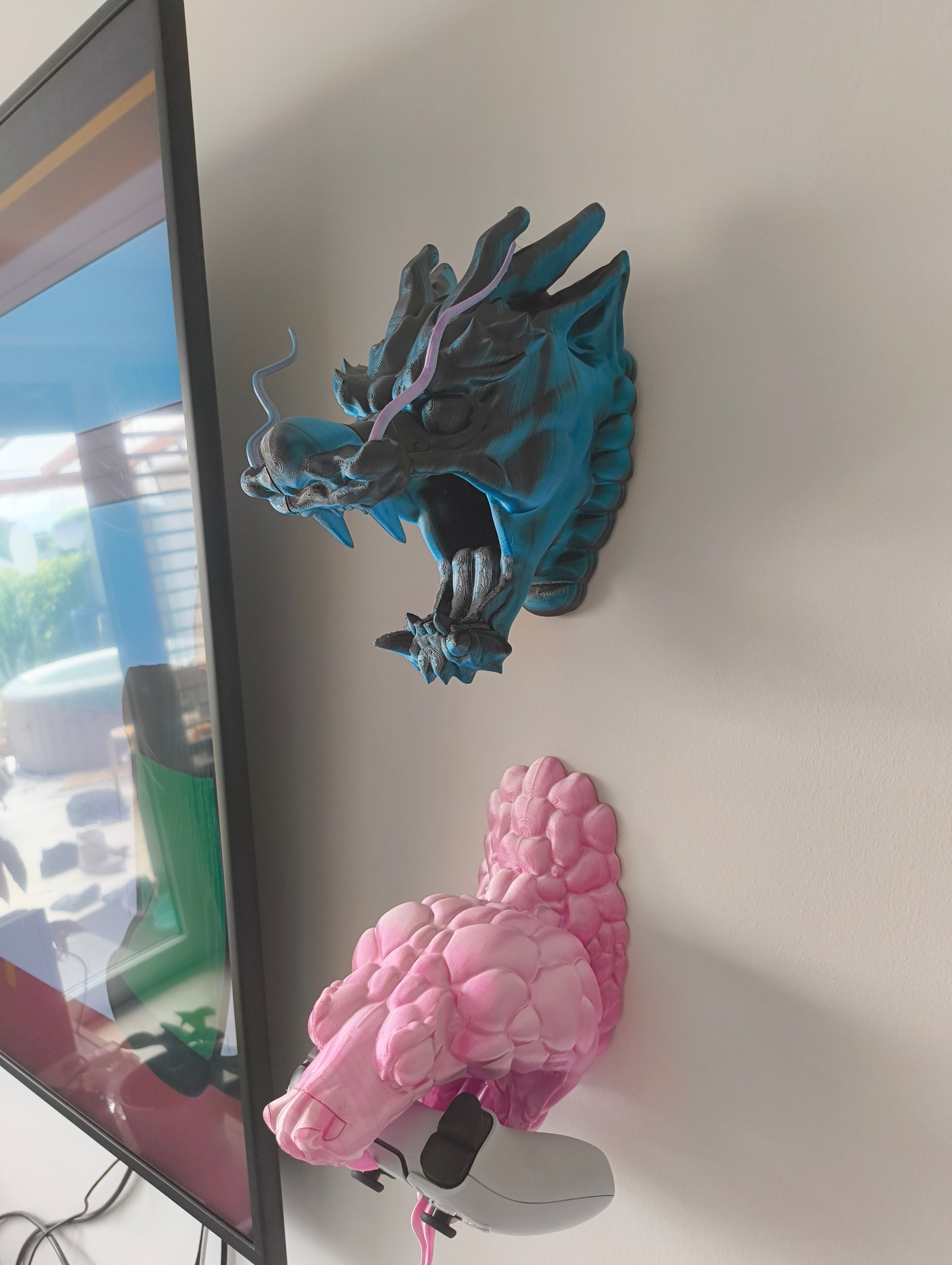 Snake Wall Mount for Gaming Controller