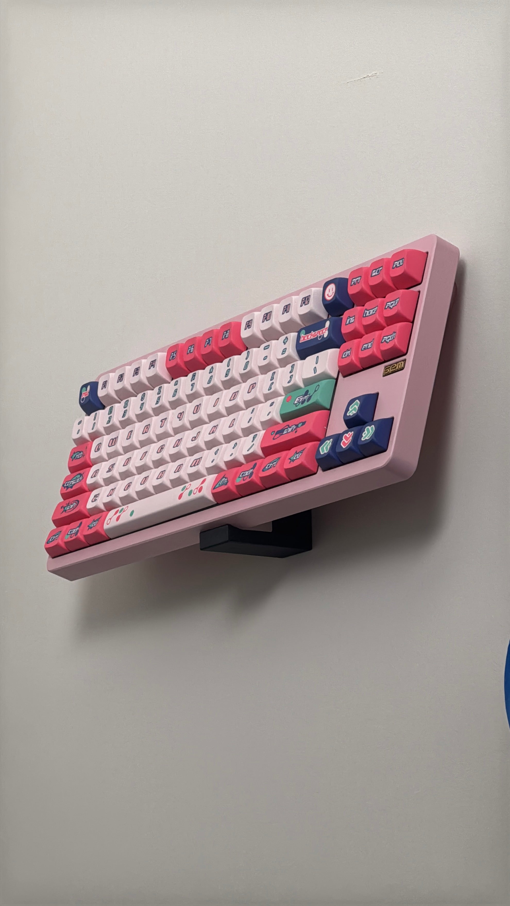 Wall-mounted Holder for Keyboards and Office Supplies