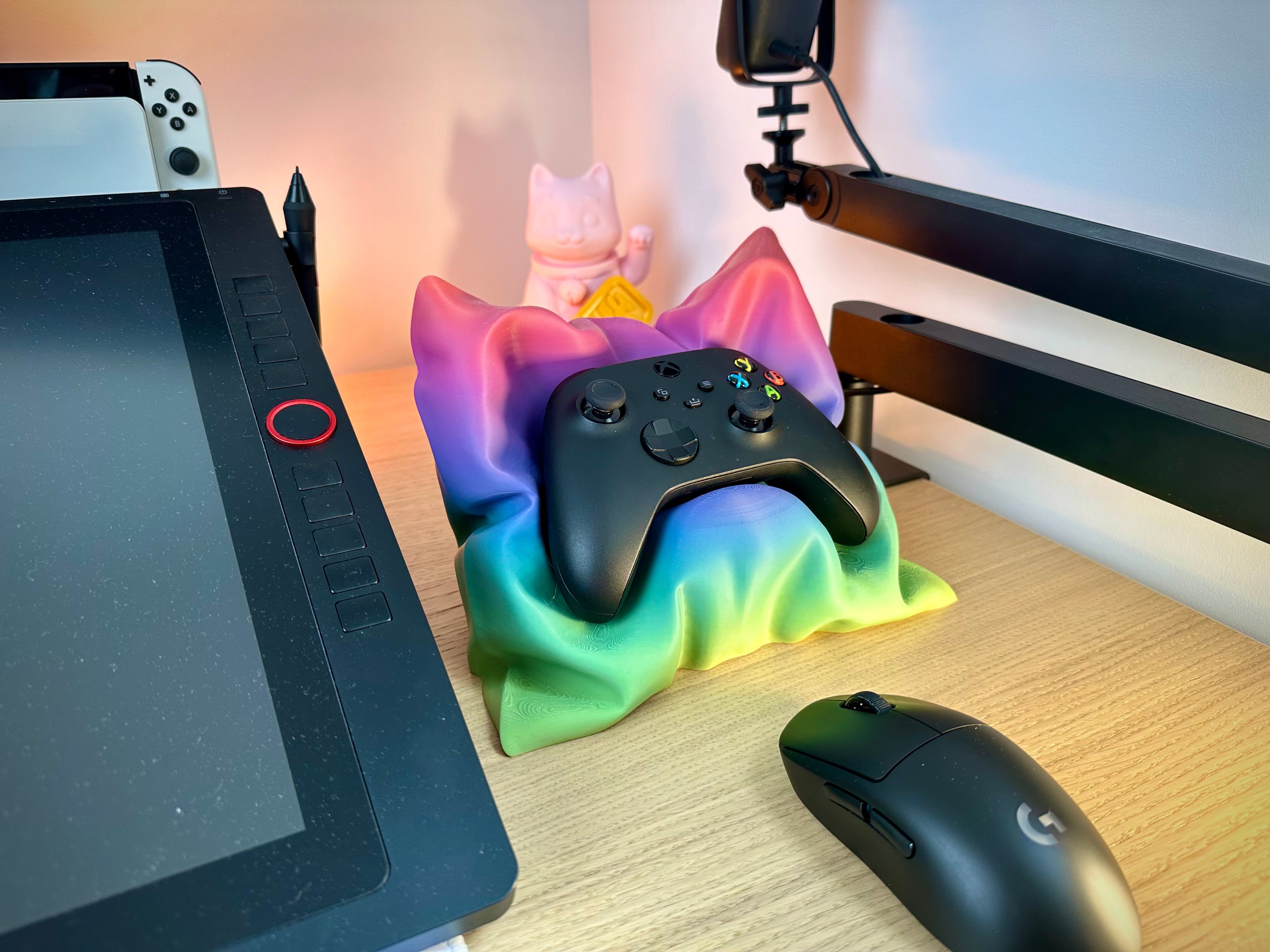 Xbox and Switch Pro Controller Cushion Holder