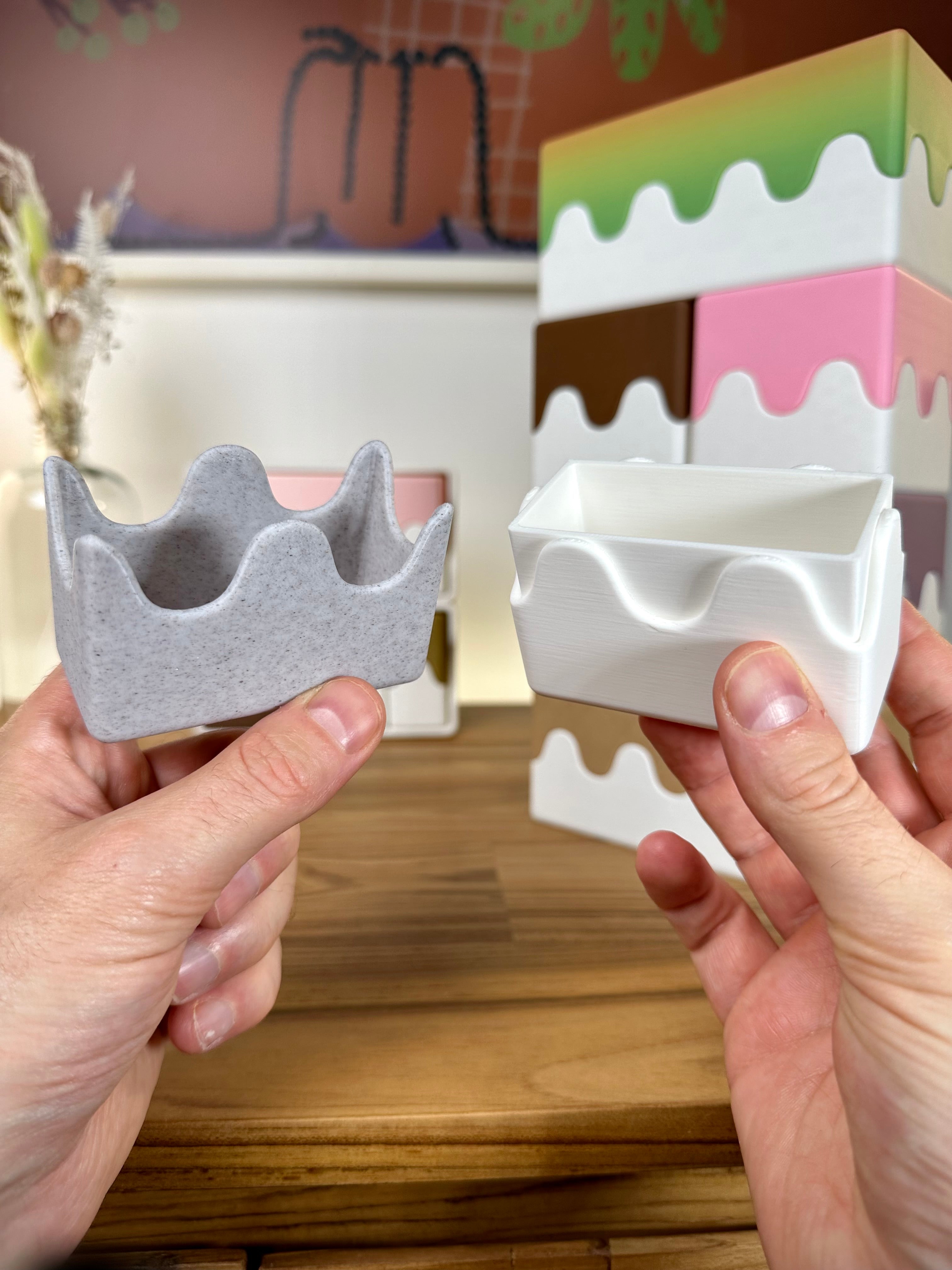 Cute Stackable Boxes with Wavy Design
