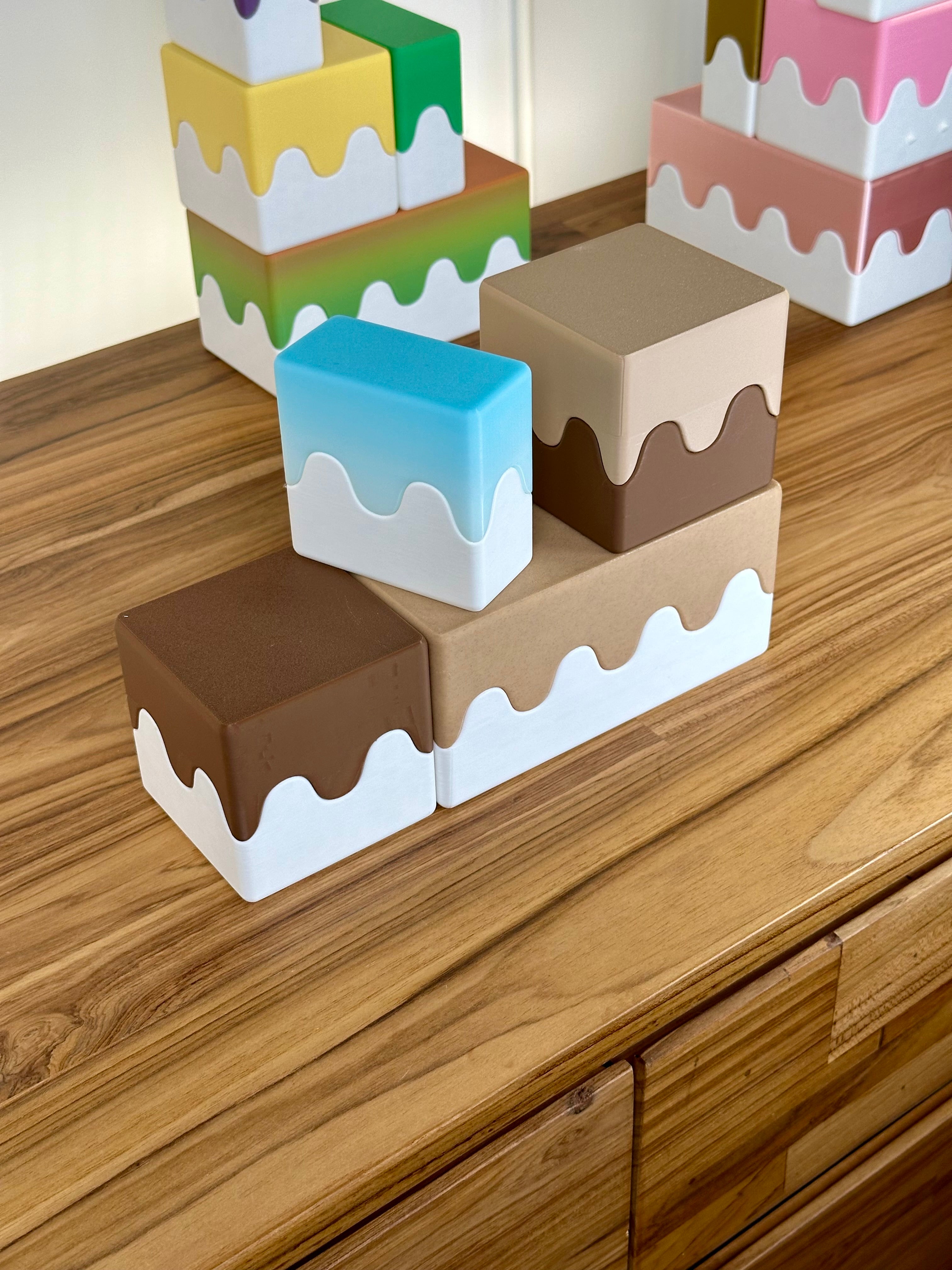 Cute Stackable Boxes with Wavy Design