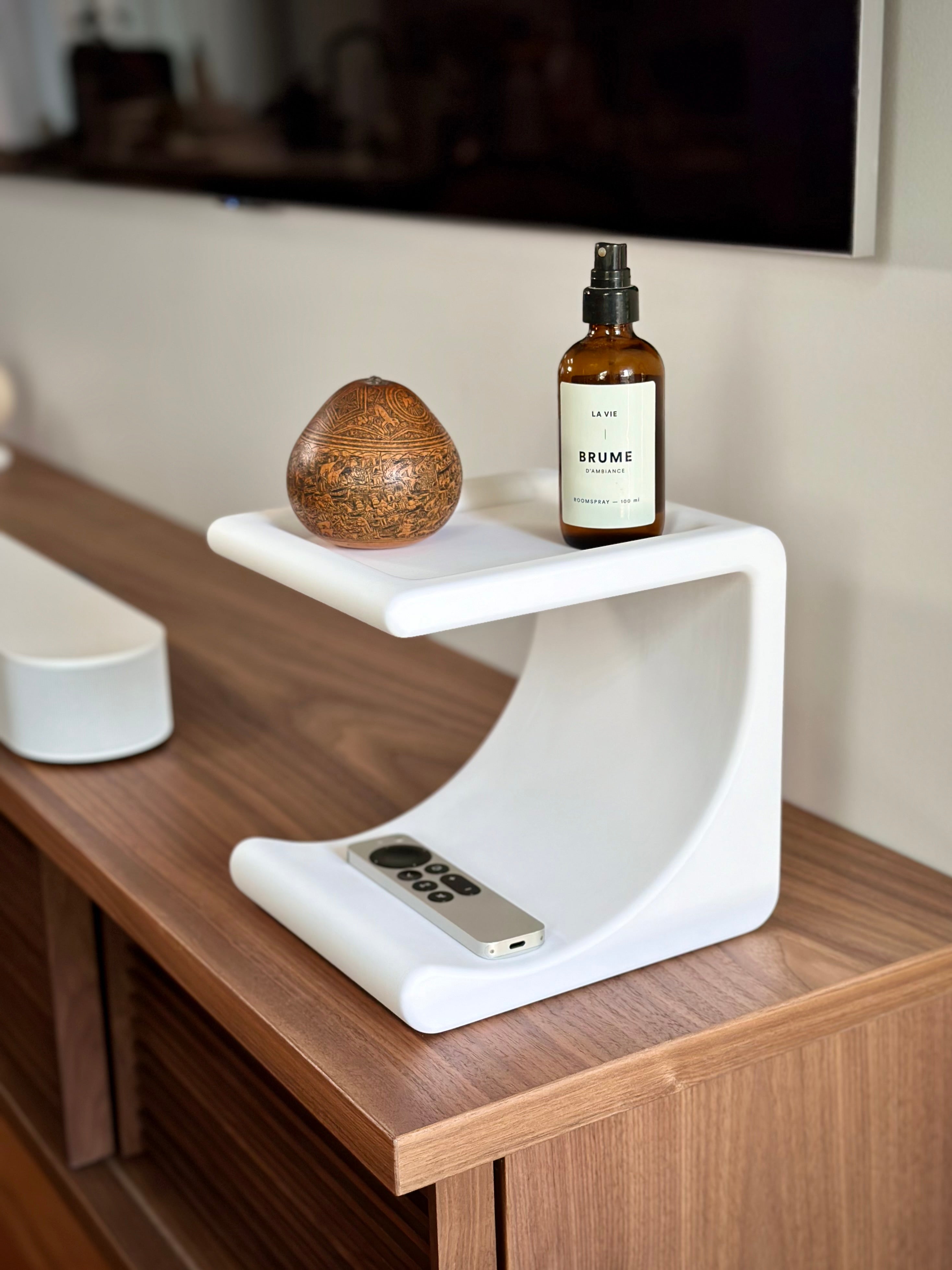 Minimalist Comma Shelf for Small Items and Plants