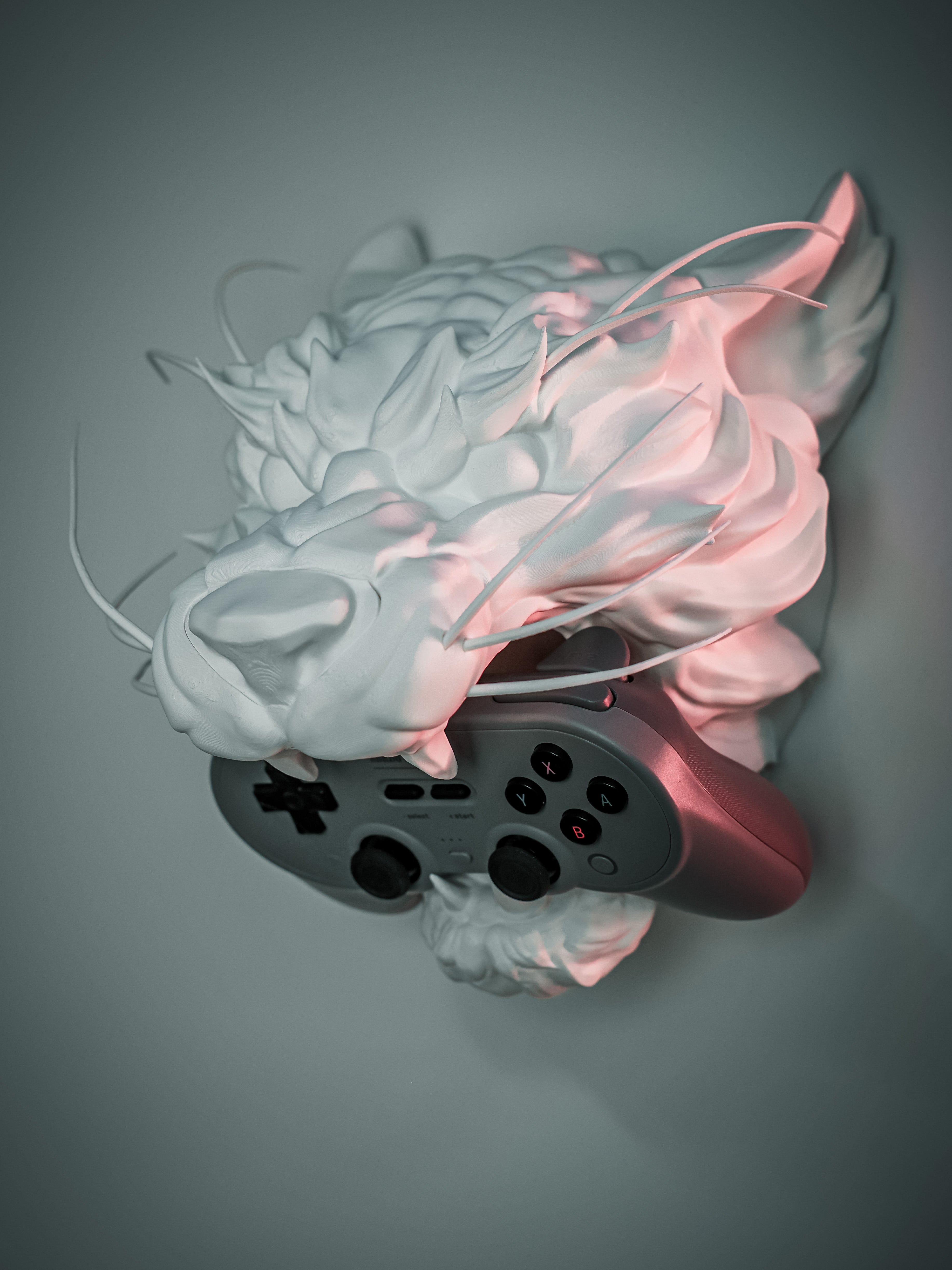 Tiger Controller Stand for Gaming and PS5/Xbox