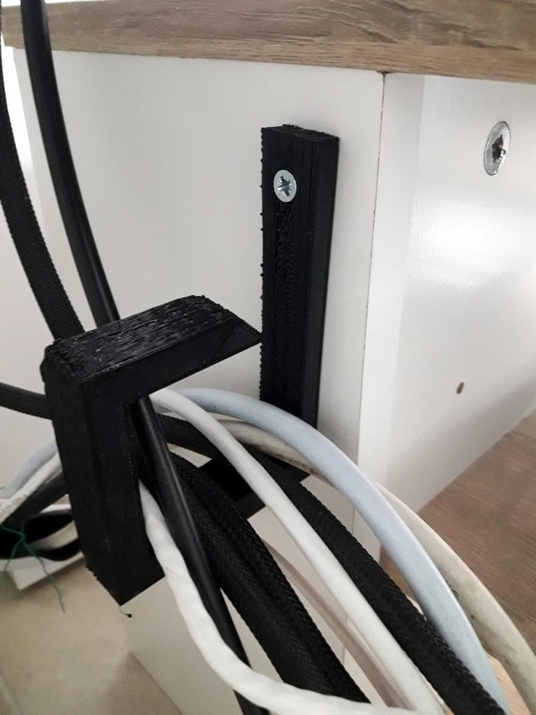 Flexible Cable Holder and Support for Effective Cable Management