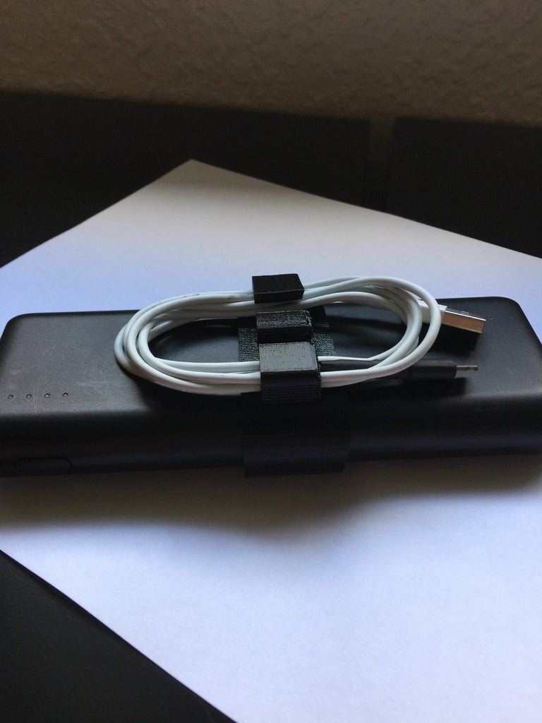 Anker PowerCore 20100 Cable holder