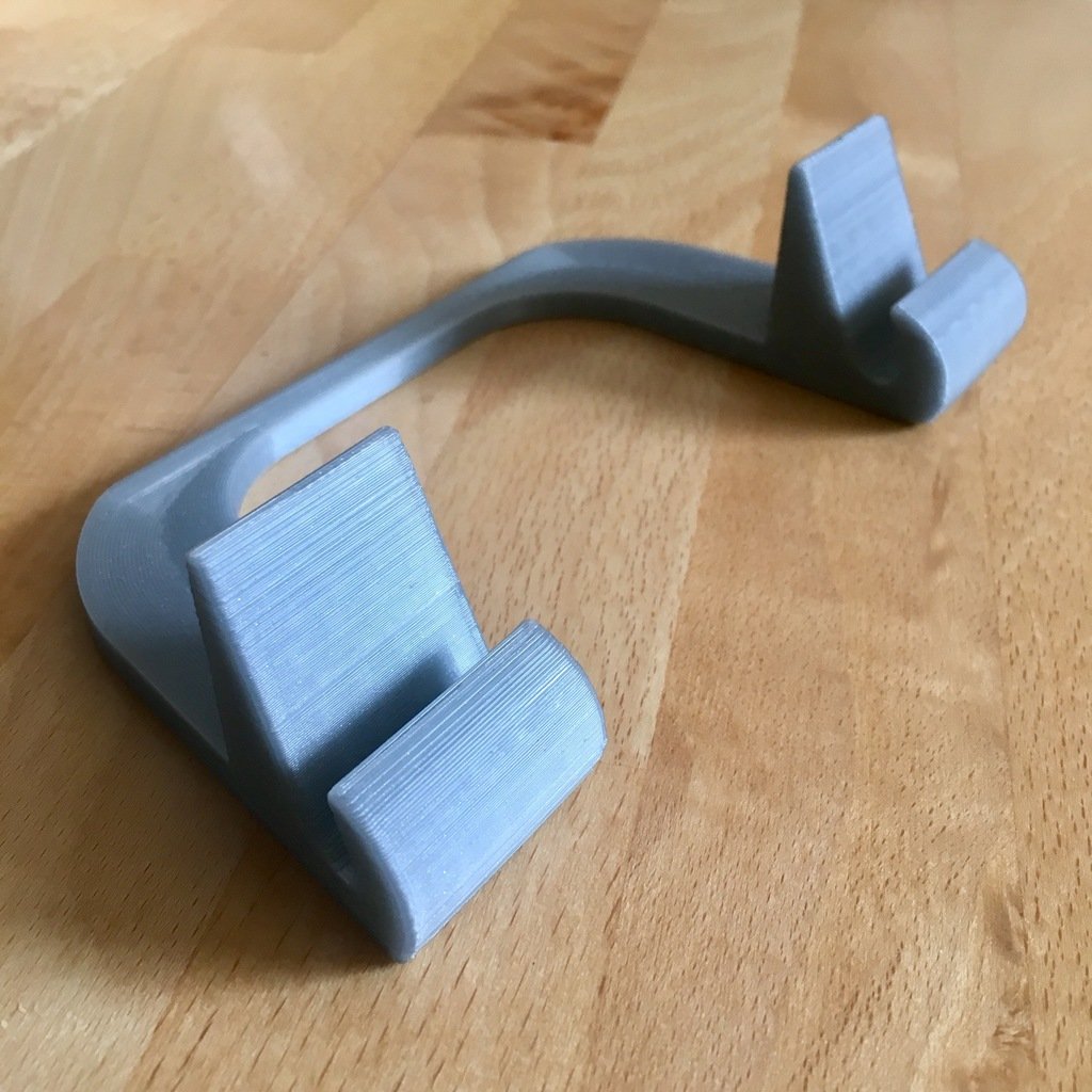 iPad Stand for Air, Pro 9.7&quot; &amp; 10.5&quot;: Stable and easy to use