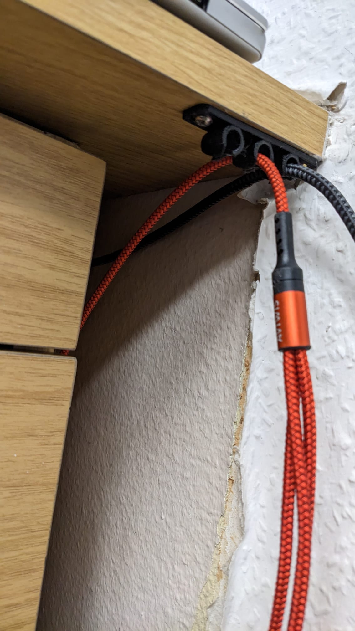 USB cable holder