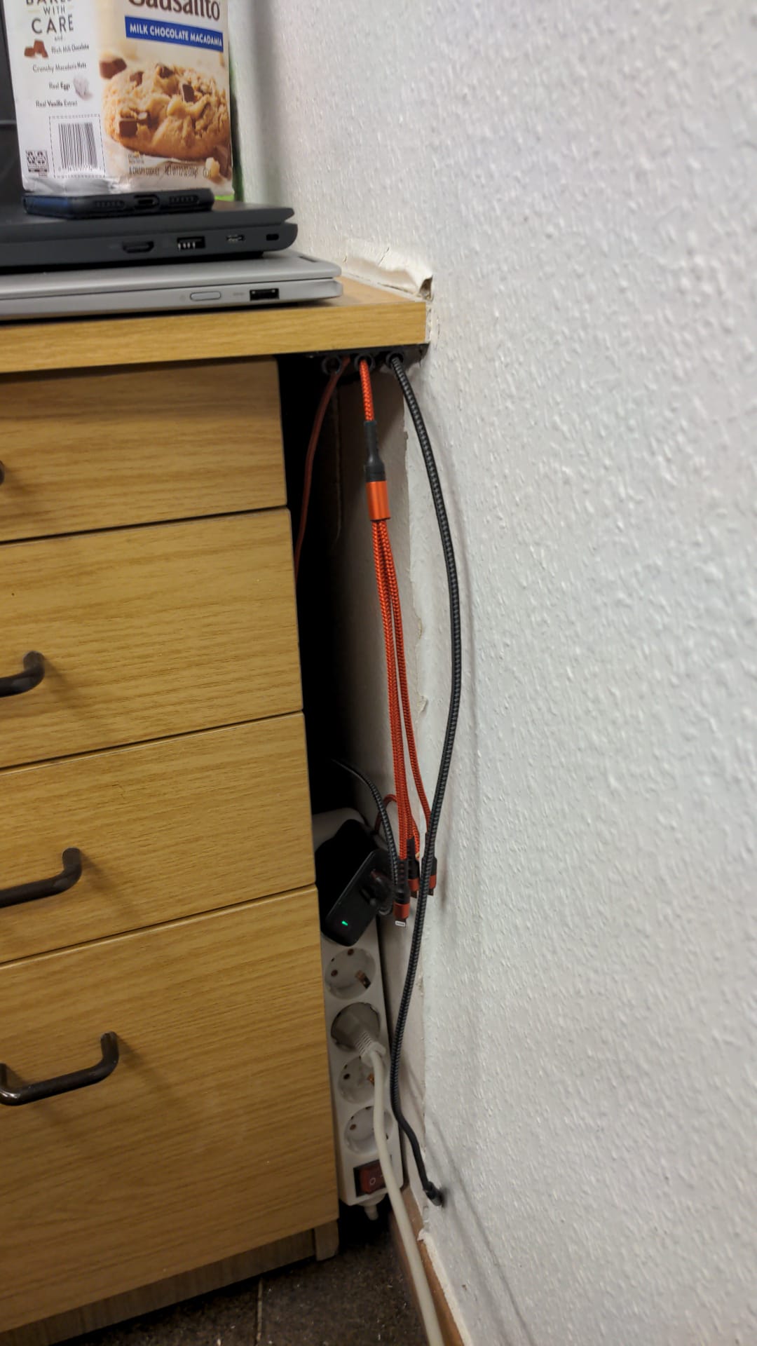 USB cable holder