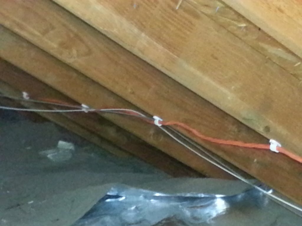 Cable clamp (P-Clip) for Large Wires - Robust Fastening